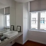 The 8 - Downtown 4*