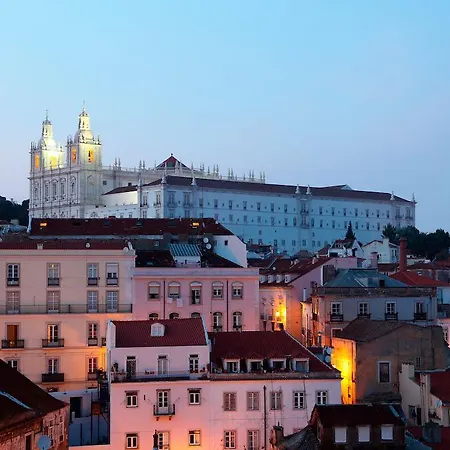 The 8 - Downtown בית הארחה ליסבון
