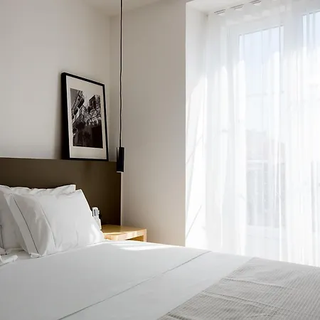 Pensjonat The 8 - Downtown 4*