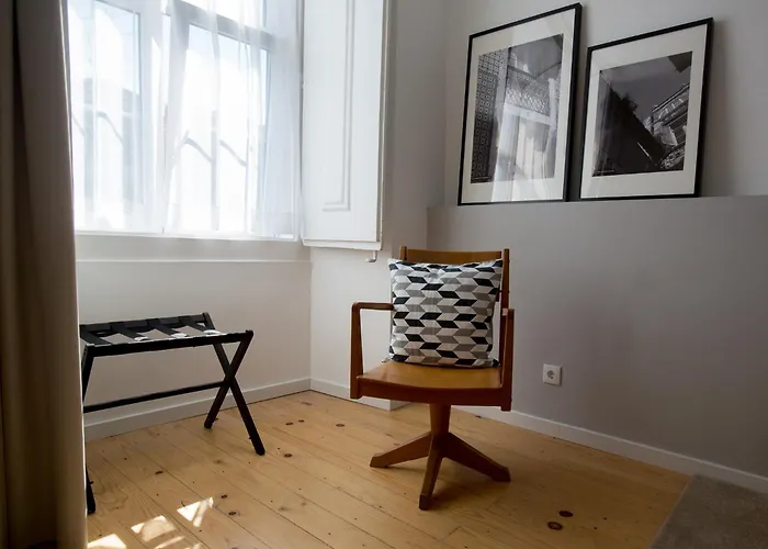 8号市区套房酒店 招待所 4*