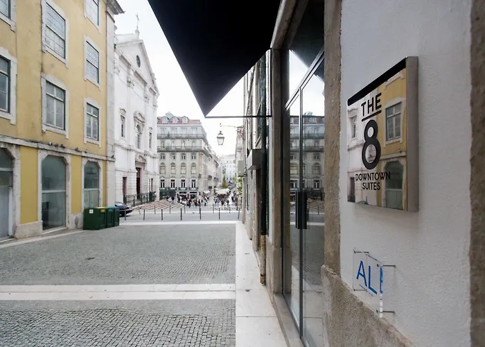 8号市区套房酒店 招待所 4*